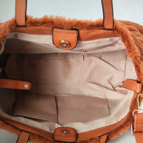 STUNNING CAMEL COLOR RABBIT FUR PURSE fauxfur - Picture 2 of 6